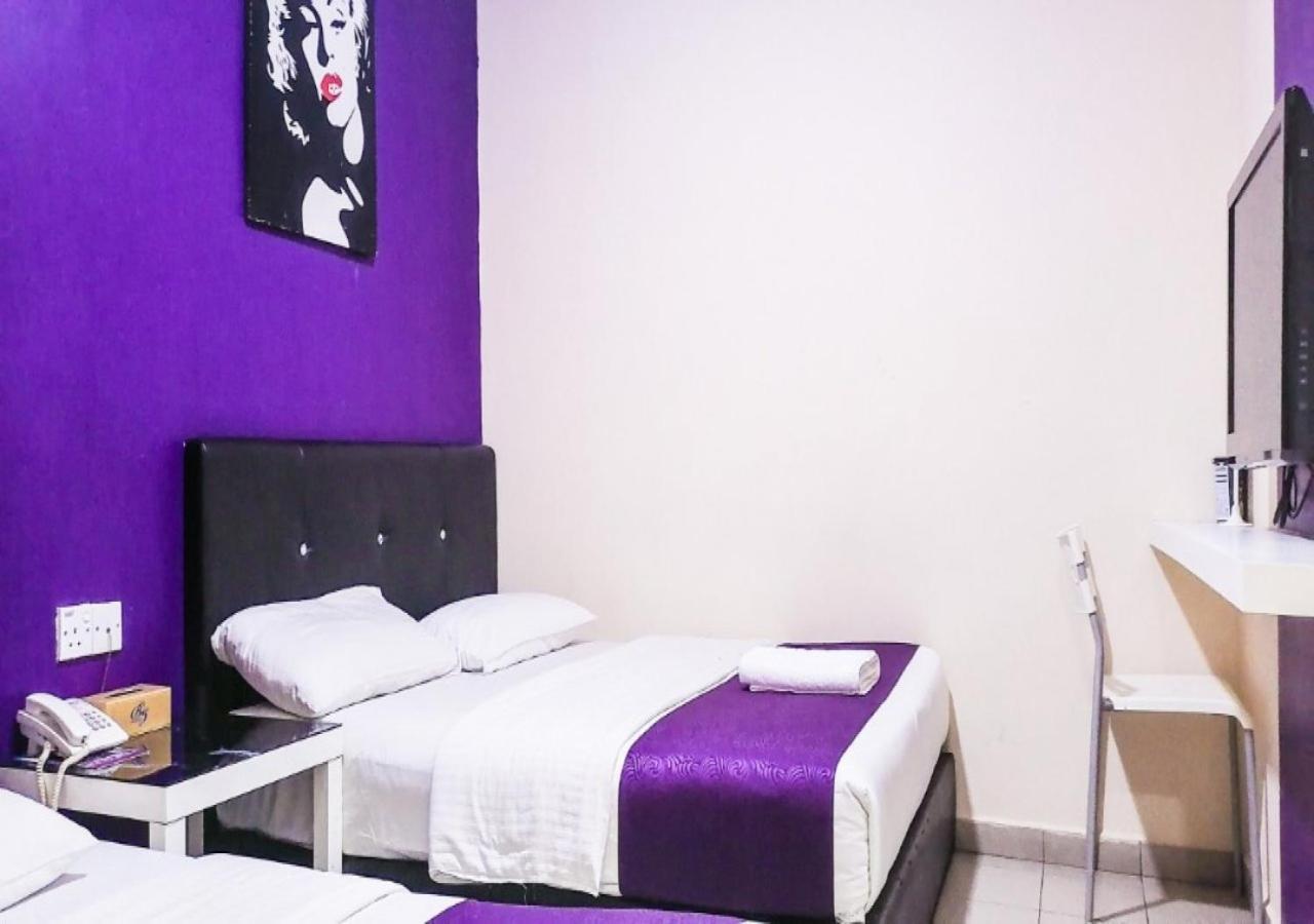 Biz Hotel Batu Pahat Exteriér fotografie